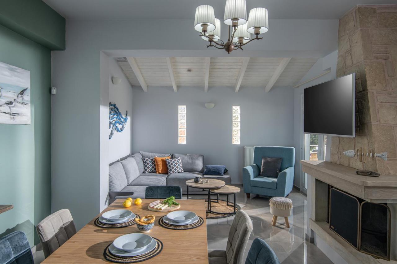 Alba Bianca Villa, Family Retreat With Heated Pool By Thinkvilla خيرسونِسوس المظهر الخارجي الصورة