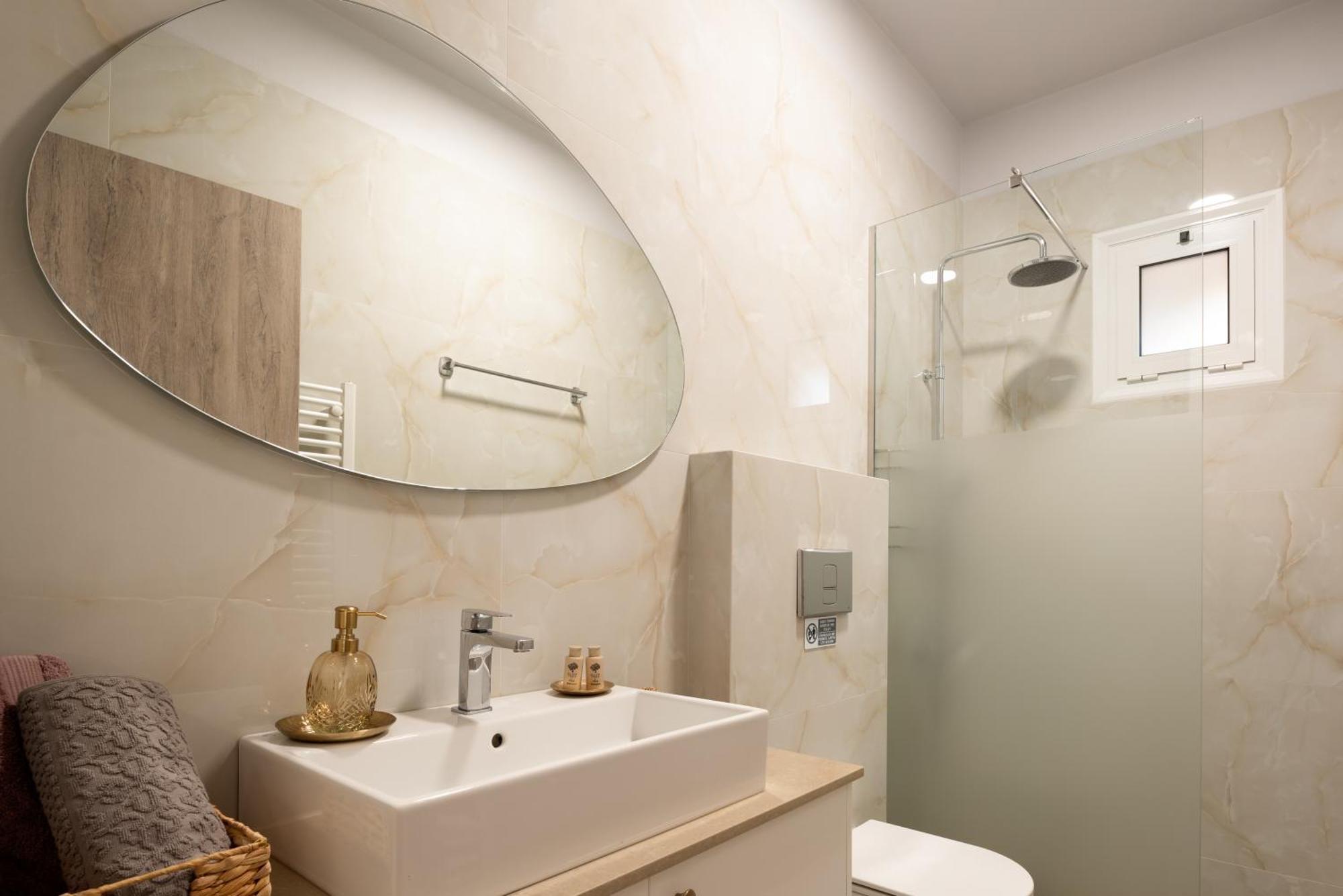 Alba Bianca Villa, Family Retreat With Heated Pool By Thinkvilla خيرسونِسوس المظهر الخارجي الصورة